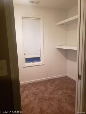 617 E 3rd Street, Royal Oak, MI 48067