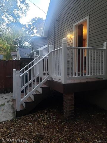 617 E 3rd Street, Royal Oak, MI 48067