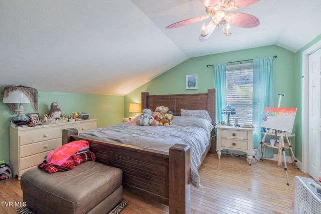 119 Seth Street, Roan Mountain, TN 37687