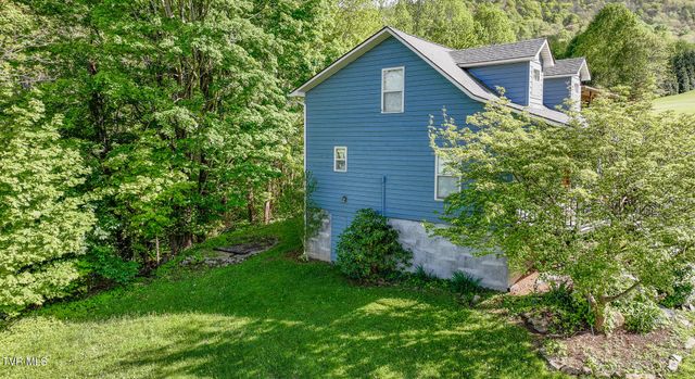119 Seth Street, Roan Mountain, TN 37687