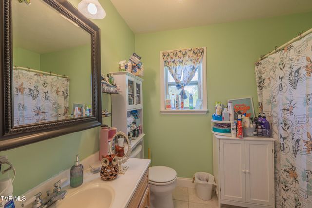 119 Seth Street, Roan Mountain, TN 37687