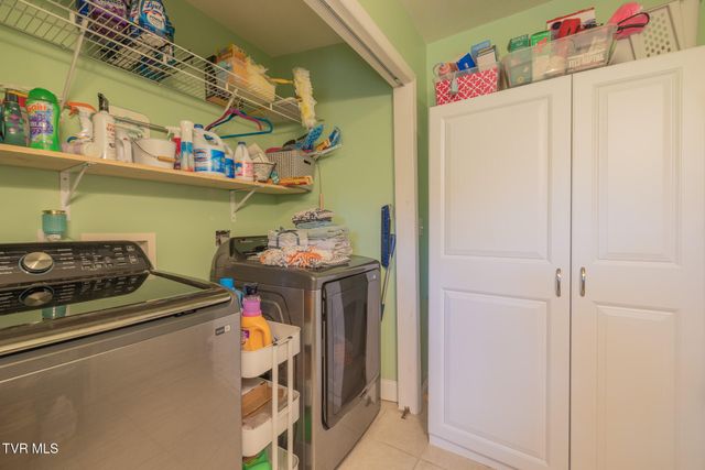 119 Seth Street, Roan Mountain, TN 37687