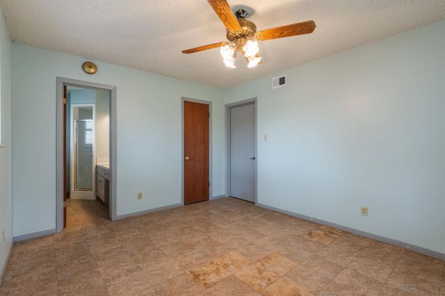 8401 Tecumseh DR, Austin, TX 78753