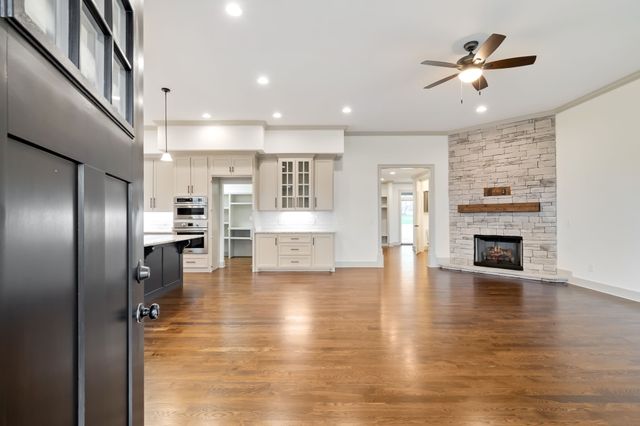 4043 Advocate Path, Culleoka, TN 38451