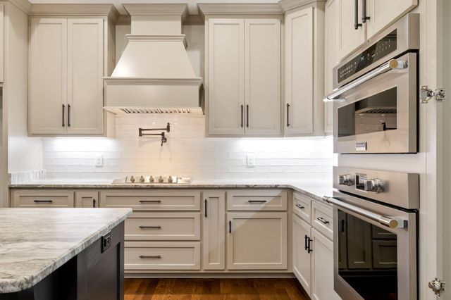 4043 Advocate Path, Culleoka, TN 38451