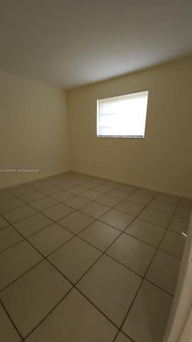 2121 NE 168th St 06, North Miami Beach, FL 33162