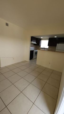 2121 NE 168th St 06, North Miami Beach, FL 33162