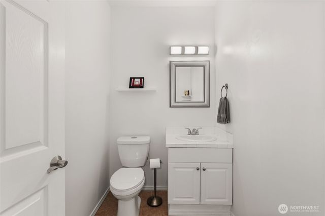 9115 Vancouver Drive NE, Lacey, WA 98516