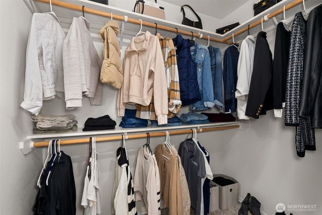 9115 Vancouver Drive NE, Lacey, WA 98516