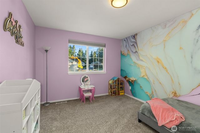 9115 Vancouver Drive NE, Lacey, WA 98516