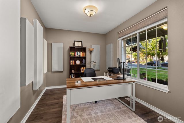 9115 Vancouver Drive NE, Lacey, WA 98516