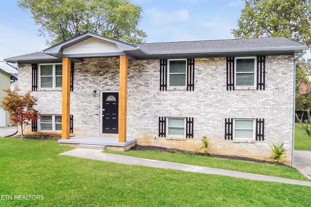 2823 Ithaca Drive, Knoxville, TN 37918