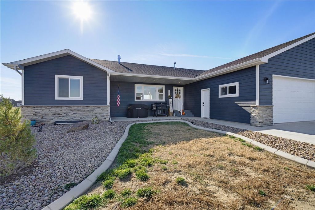 132 Leo Lane, Great Falls, MT 59404 photo 2