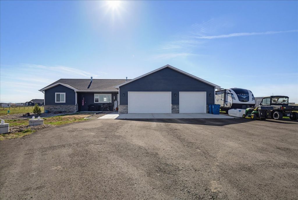 132 Leo Lane, Great Falls, MT 59404 photo 3