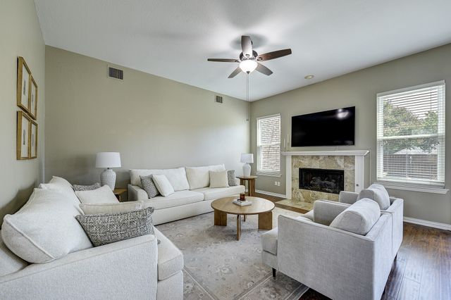 3622 Flagstone Drive, Carrollton, TX 75007