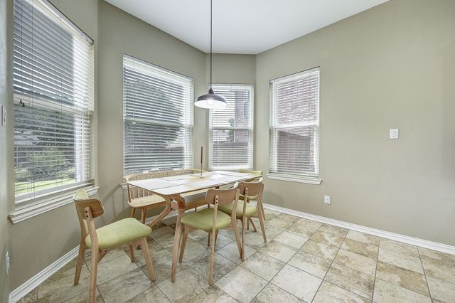 3622 Flagstone Drive, Carrollton, TX 75007