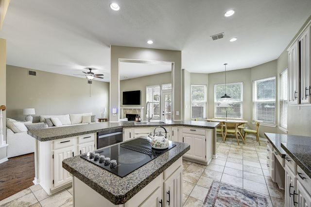 3622 Flagstone Drive, Carrollton, TX 75007