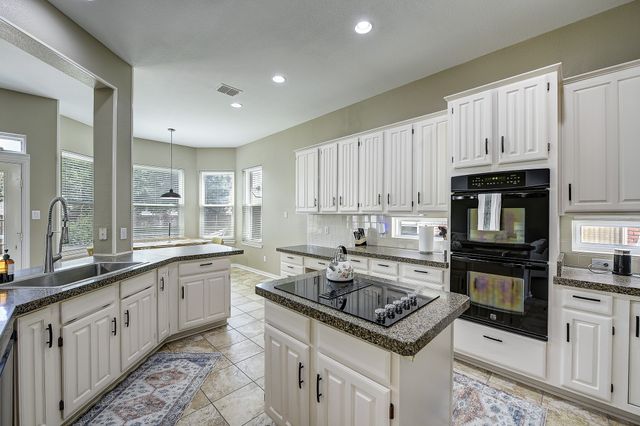 3622 Flagstone Drive, Carrollton, TX 75007