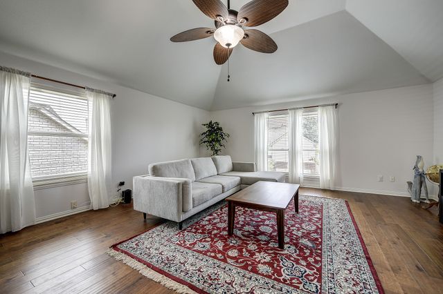 3622 Flagstone Drive, Carrollton, TX 75007