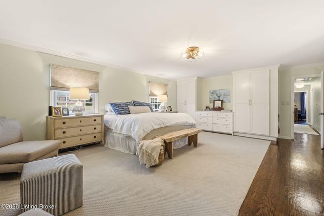 5204 Moccasin Trail, Louisville, KY 40207