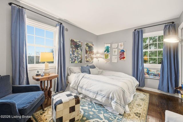 5204 Moccasin Trail, Louisville, KY 40207