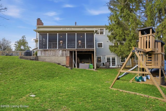 5204 Moccasin Trail, Louisville, KY 40207