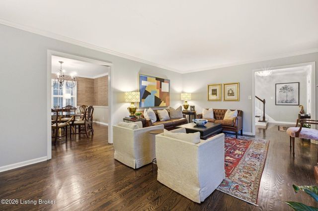 5204 Moccasin Trail, Louisville, KY 40207