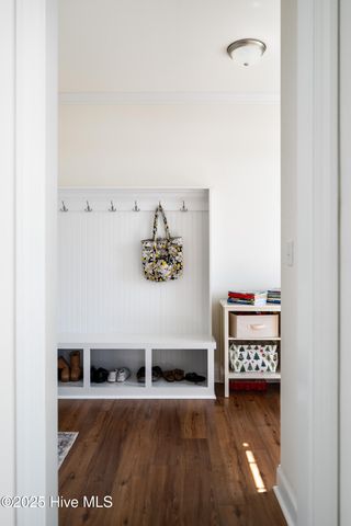 300 Farmstead Loop, Moyock, NC 27958