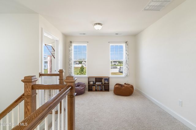 300 Farmstead Loop, Moyock, NC 27958