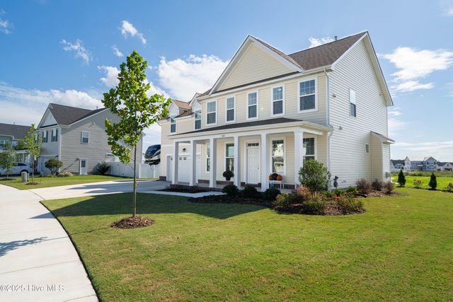 300 Farmstead Loop, Moyock, NC 27958