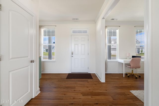 300 Farmstead Loop, Moyock, NC 27958