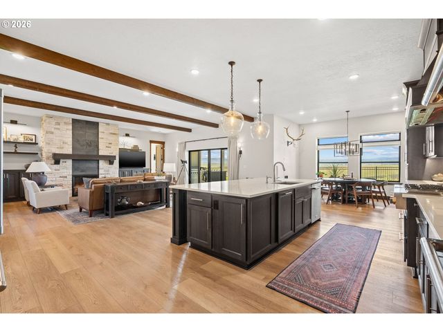 2106 Sw TAHOE Ave, Pendleton, OR 97801