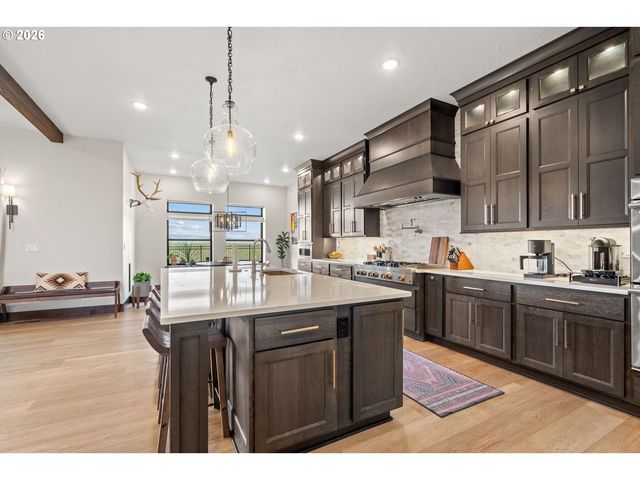 2106 Sw TAHOE Ave, Pendleton, OR 97801