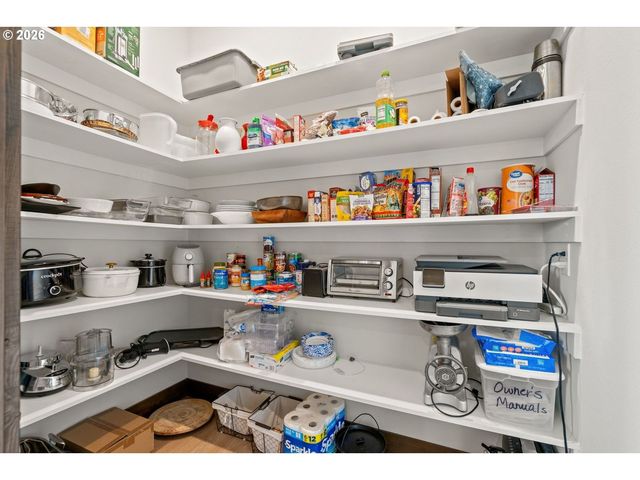 2106 Sw TAHOE Ave, Pendleton, OR 97801