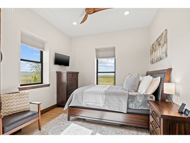 2106 Sw TAHOE Ave, Pendleton, OR 97801