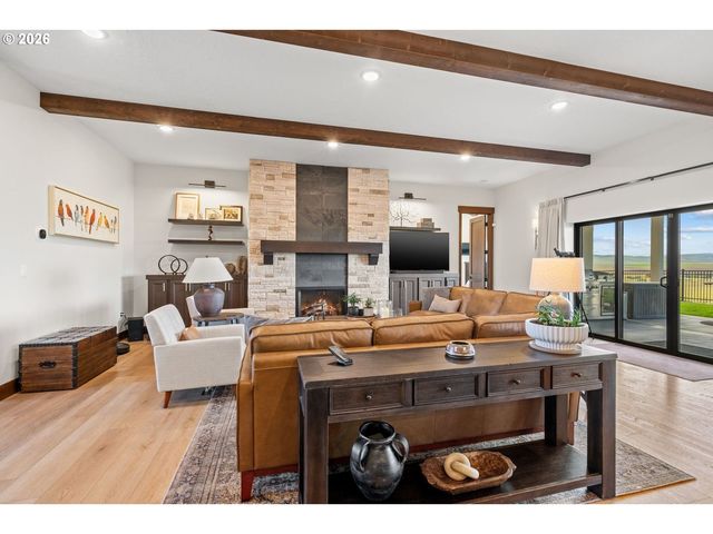 2106 Sw TAHOE Ave, Pendleton, OR 97801