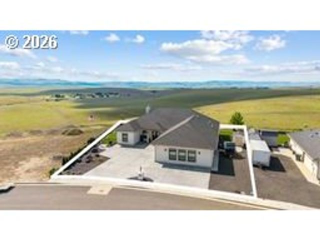 2106 Sw TAHOE Ave, Pendleton, OR 97801