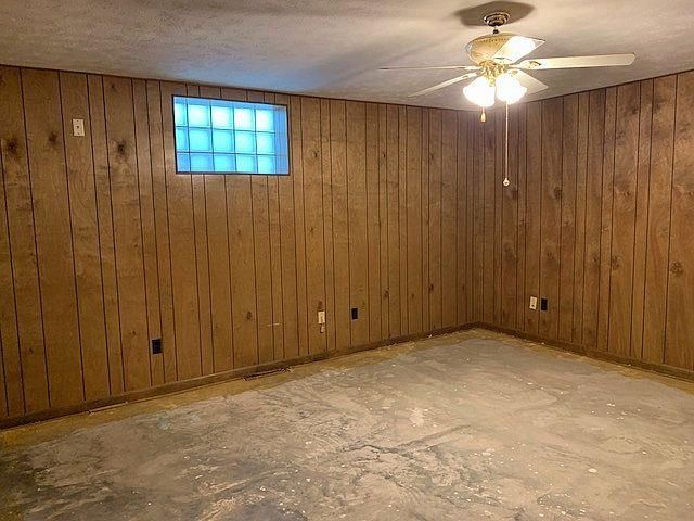 102 Cherry, Minneapolis, KS 67467