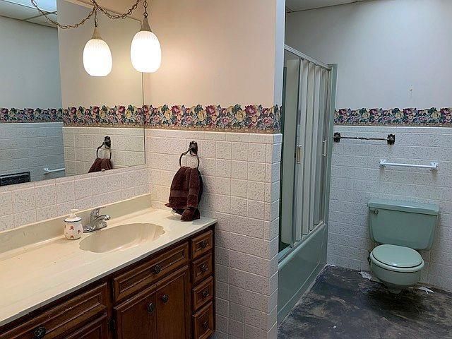 102 Cherry, Minneapolis, KS 67467