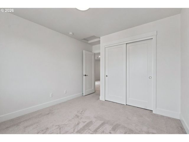 5727 Se 79TH Ave, Hillsboro, OR 97123