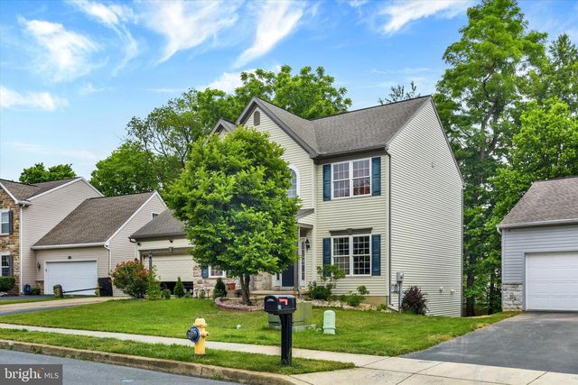 23 HAMLET CIRCLE, Mechanicsburg, PA 17050