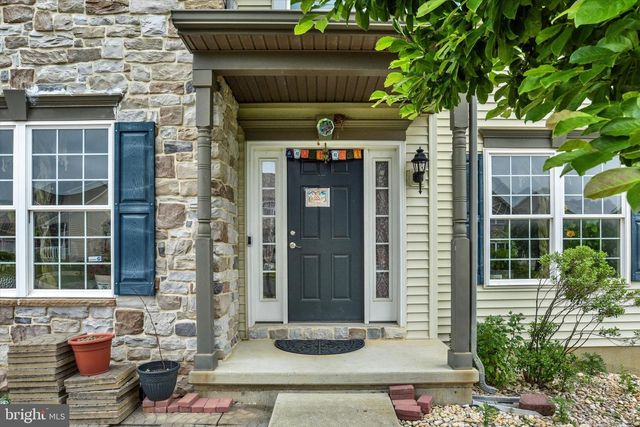 23 HAMLET CIRCLE, Mechanicsburg, PA 17050