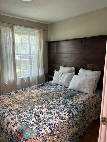 1111 Vasquez ST, Austin, TX 78741