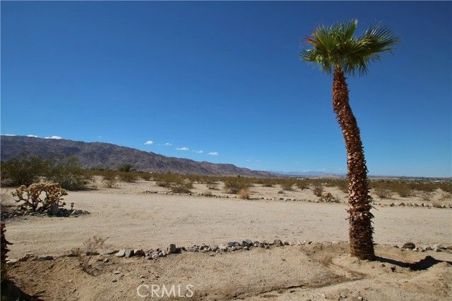 75127 Mayfair Drive, Twentynine Palms, CA 92277