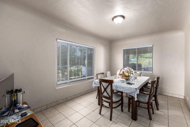 6520 S 28TH Street, Phoenix, AZ 85042