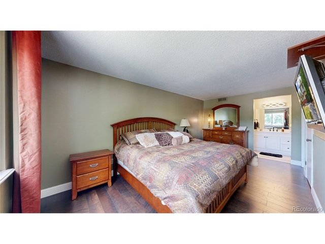 4887 S Field Way, Littleton, CO 80123