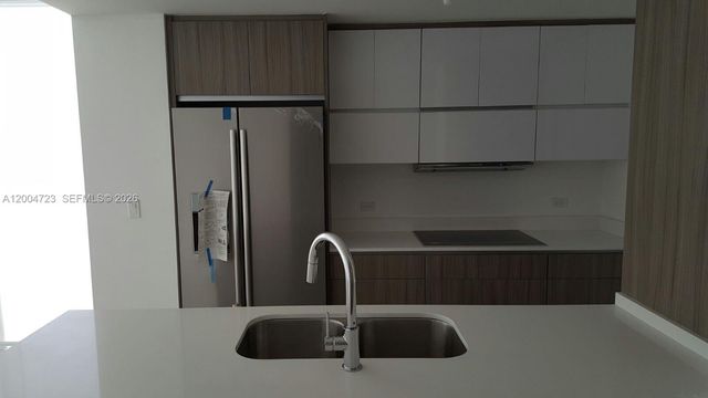 600 NE 27th St 2705, Miami, FL 33137