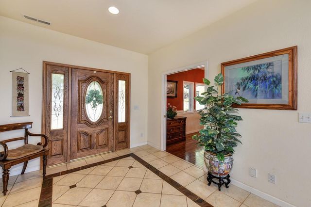 24200 Golden Ridge Dr, Volcano, CA 95689