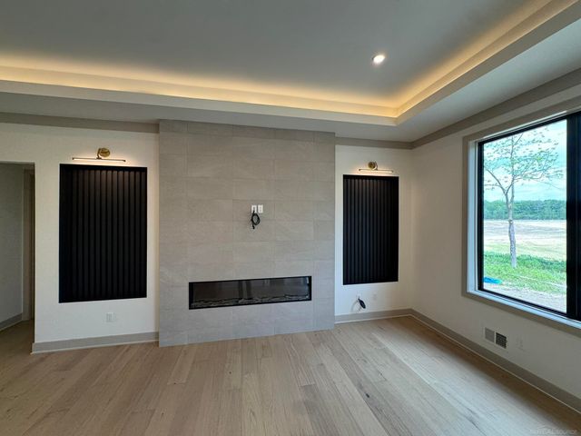 13999 Arthur Court, Washington Twp, MI 48094