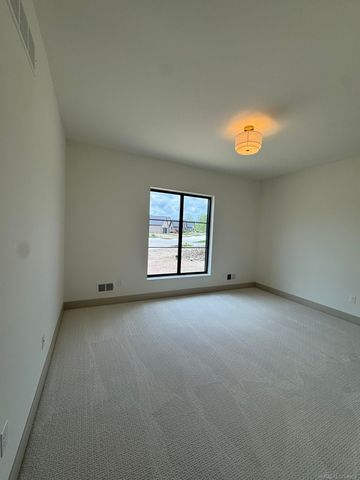 13999 Arthur Court, Washington Twp, MI 48094